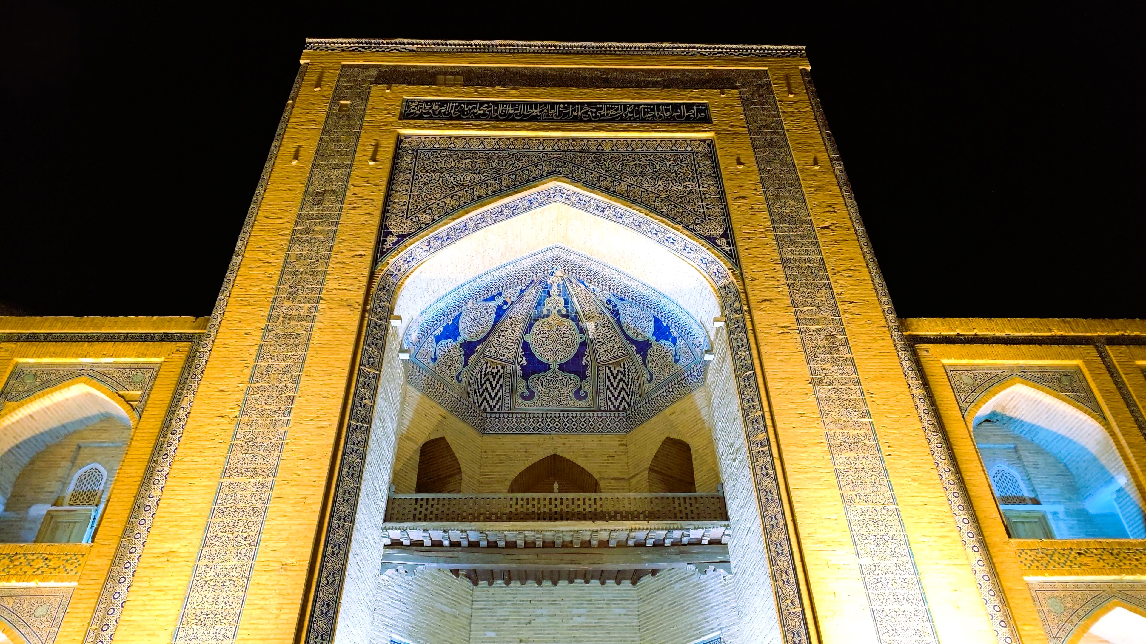 Пешая экскурсия по Ичан-кале — жемчужине Хивинского ханства