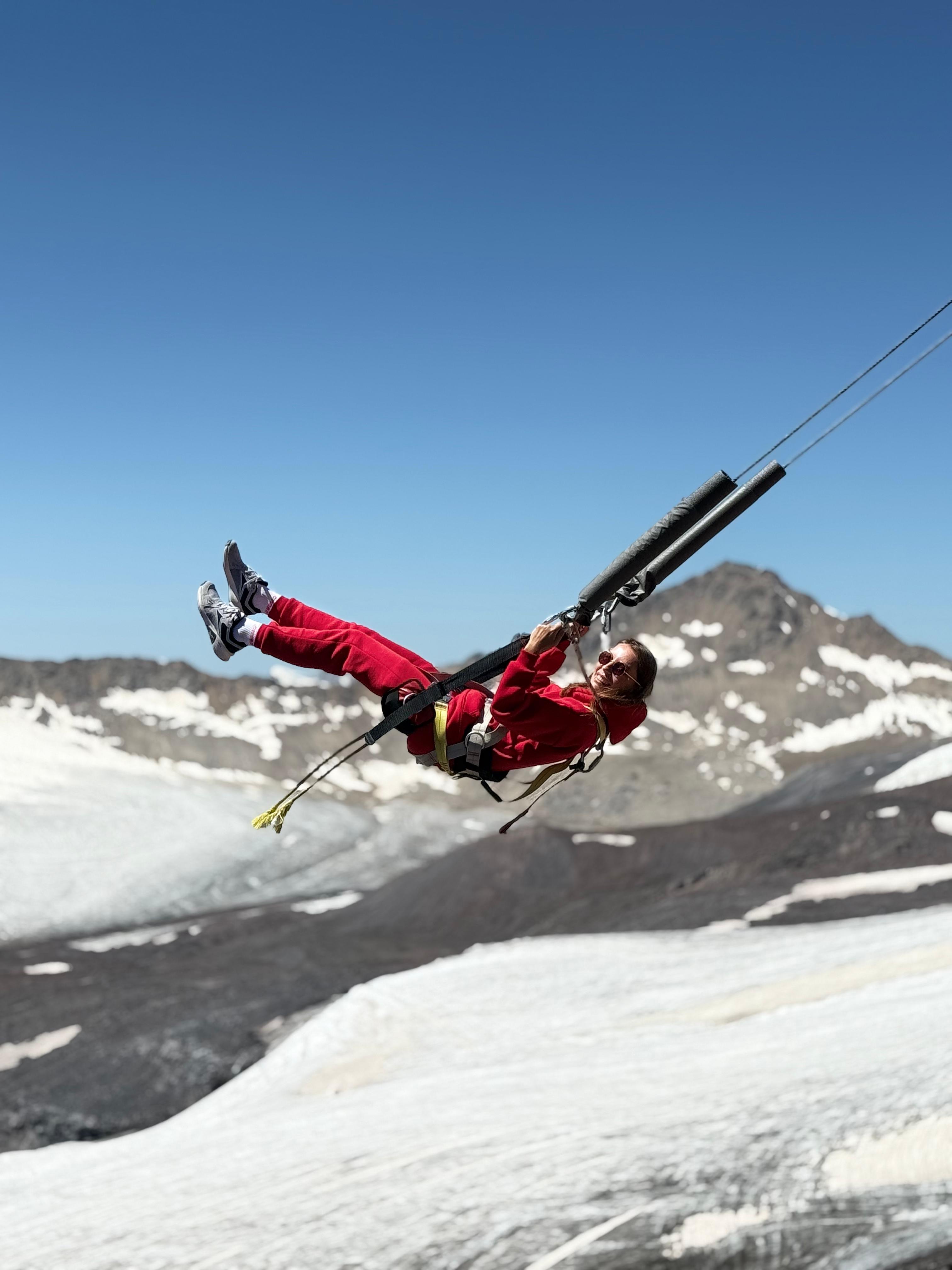 Wow! Тур по Кчр и Кбр. Кому реки по колено и горы по плечу!