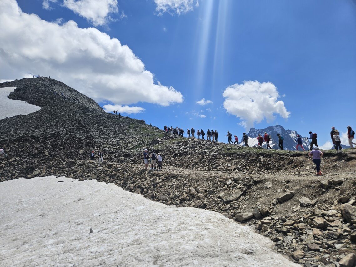 Трип по Карачаево-Черкесии: Домбай и Архыз с комфортом в мини-группе