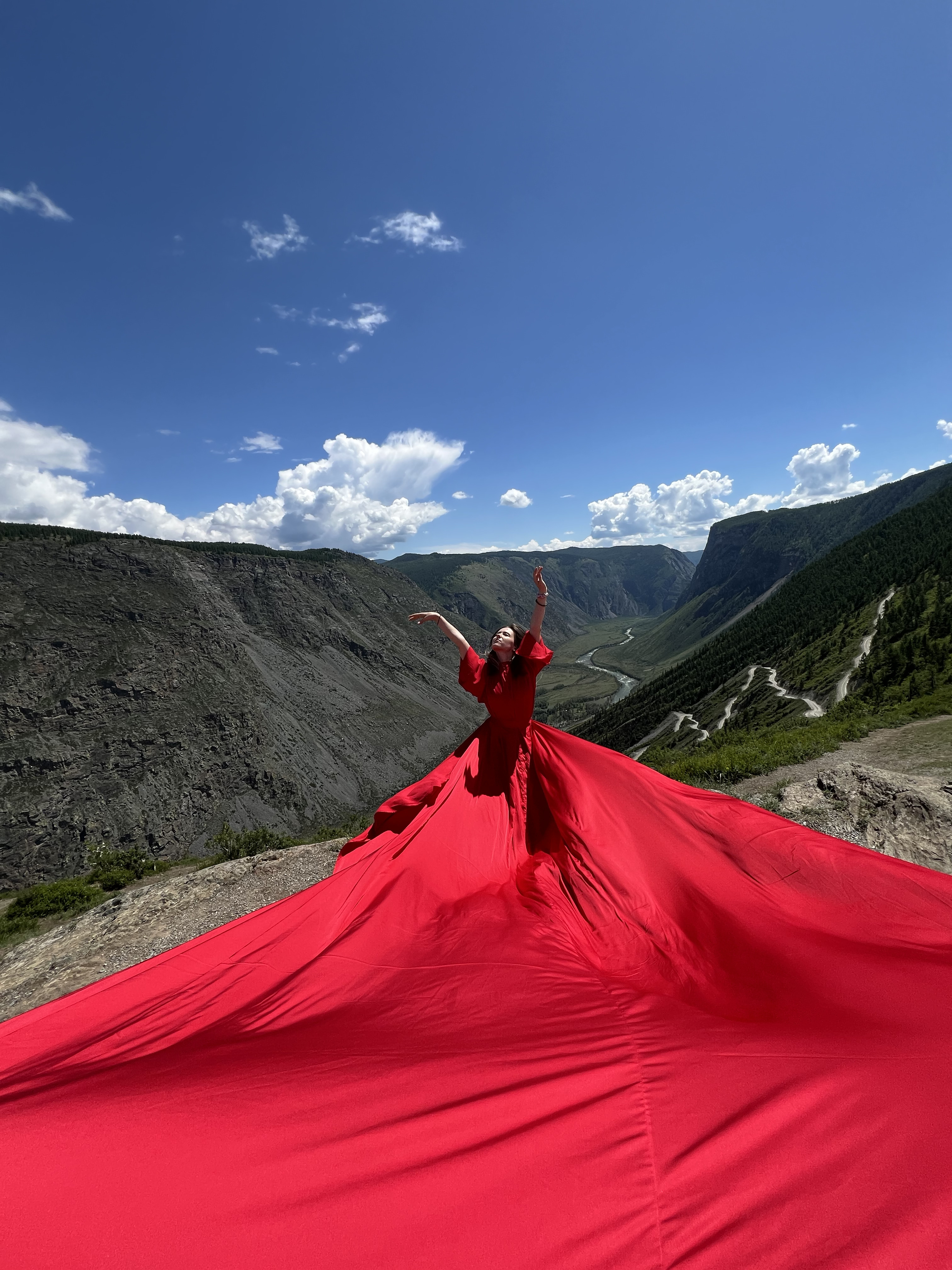 Алтай. Фото тур с платьем в долину реки Чулышман. Водопад Куркуре + Перевал Кату-Ярык