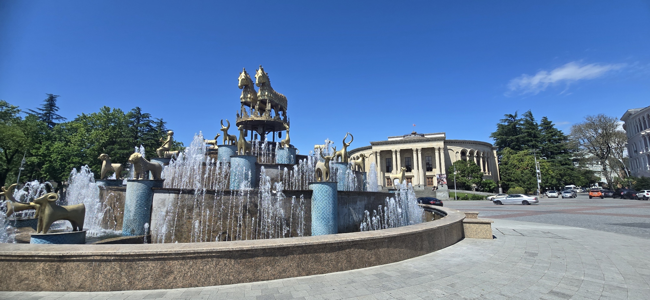 Сказка о Грузии - Весна, Лето, Осень (9/105)