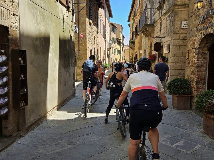 Групповой велотур Toscana Deluxe - Премиальный отдых в Италии (89/131)