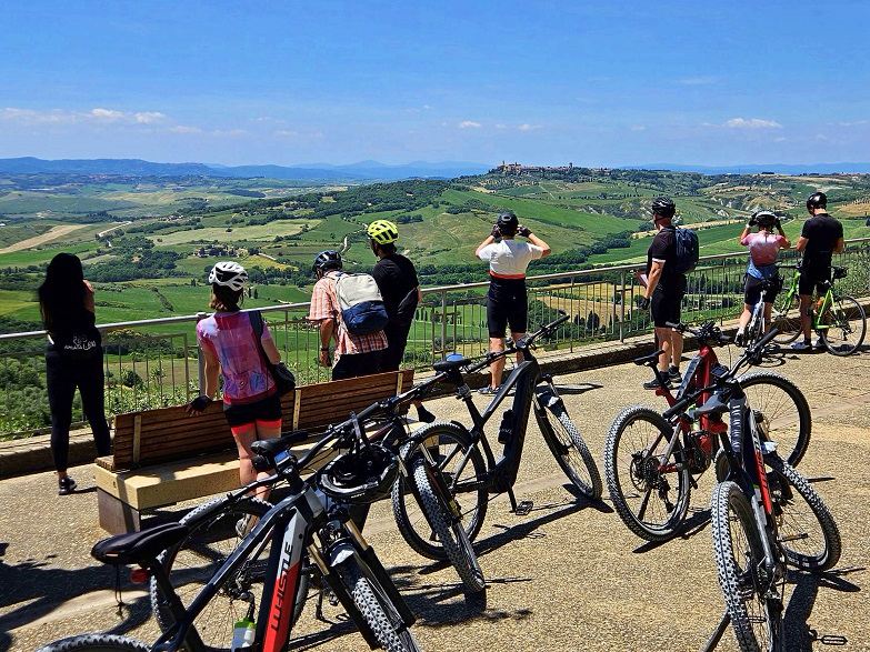 Групповой велотур Toscana Deluxe - Премиальный отдых в Италии (92/131)