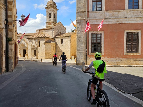 Групповой велотур Toscana Deluxe - Премиальный отдых в Италии (68/131)