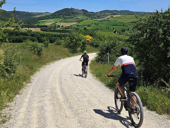 Групповой велотур Toscana Deluxe - Премиальный отдых в Италии (121/165)
