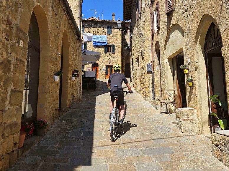 Групповой велотур Toscana Deluxe - Премиальный отдых в Италии (93/131)