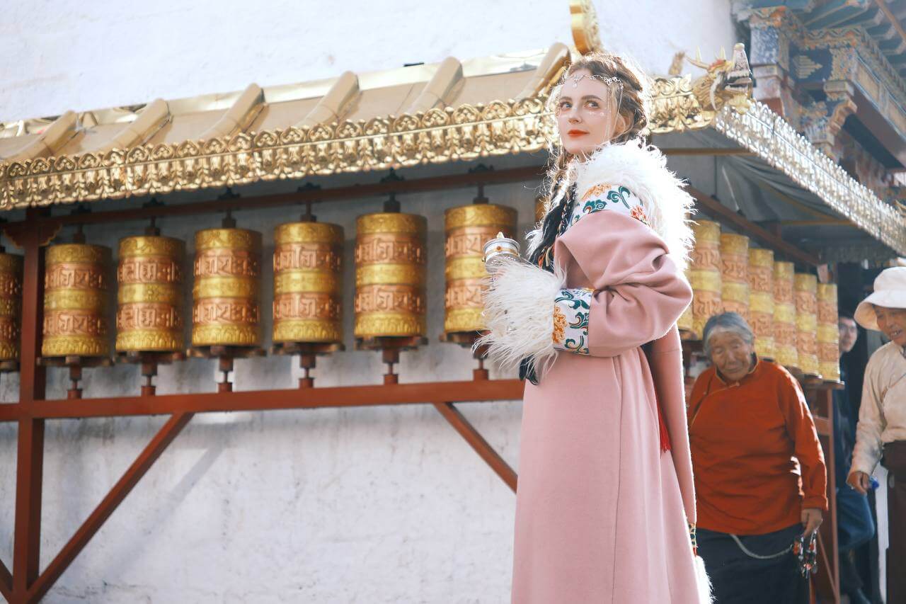 Тибет. Лхаса-Кайлаш. Тур с корой вокруг Кайлаша. Гид буддолог. Отели 4-5. (80/135)