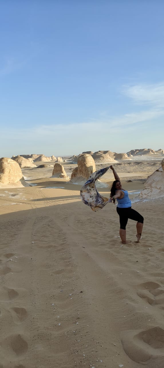 Романтика под звездам белой и чёрной пустыни