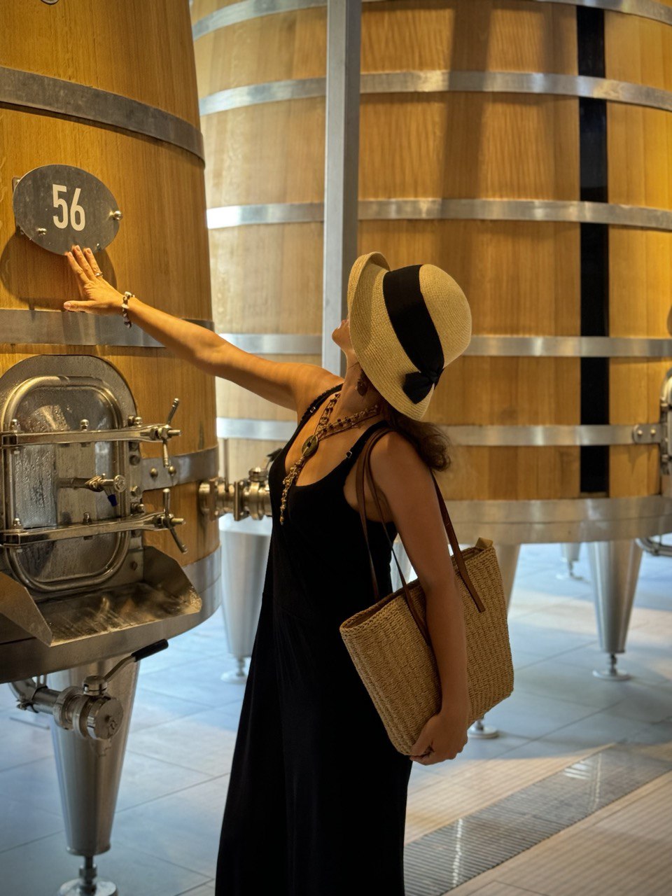 Девичник на Винодельнях: вино, яхта, жизнь у виноградников (2/45)