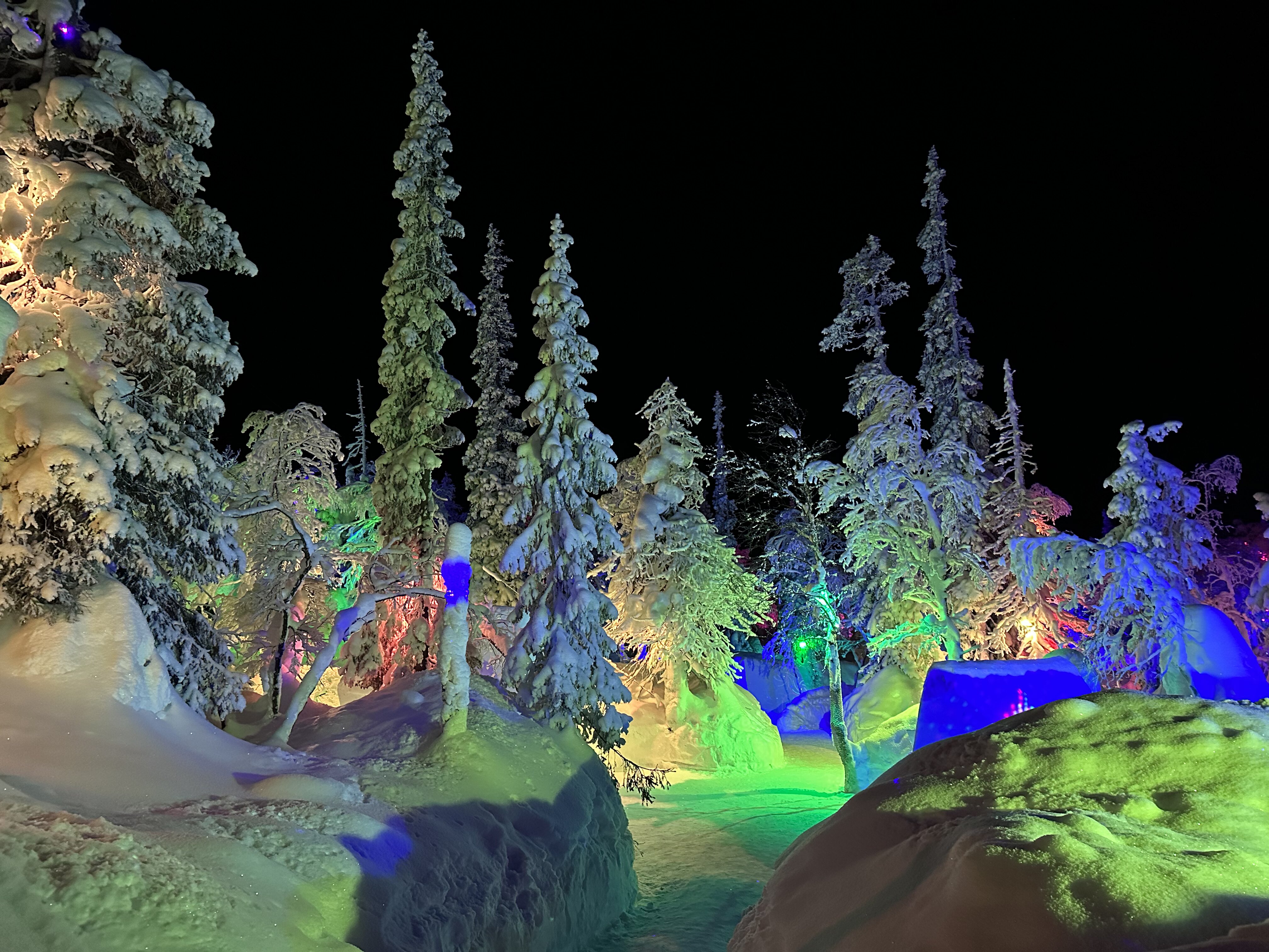 Айс-флоатинг + Северное сияние. Комфорт-тур до 7 чел. Хибины, снегоходы и снегоступы