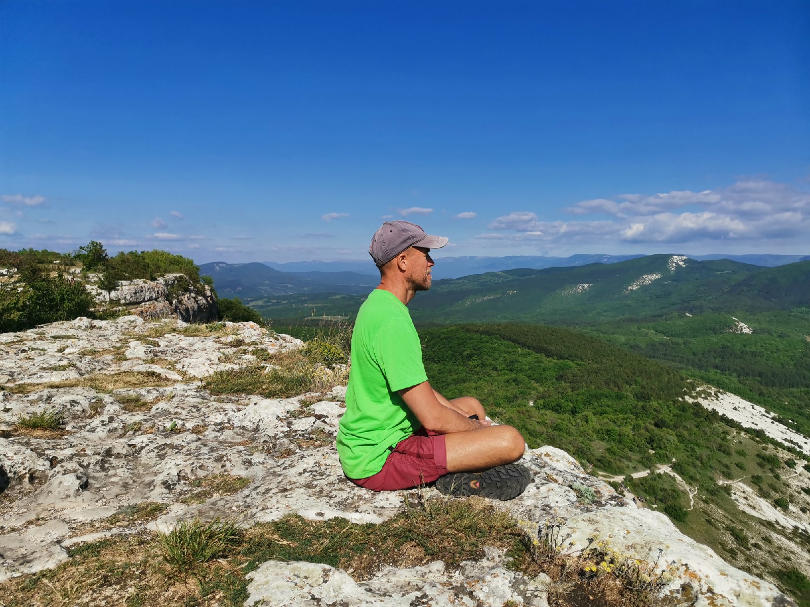 Йога трекинг тур по местам силы Крыма (18/57)