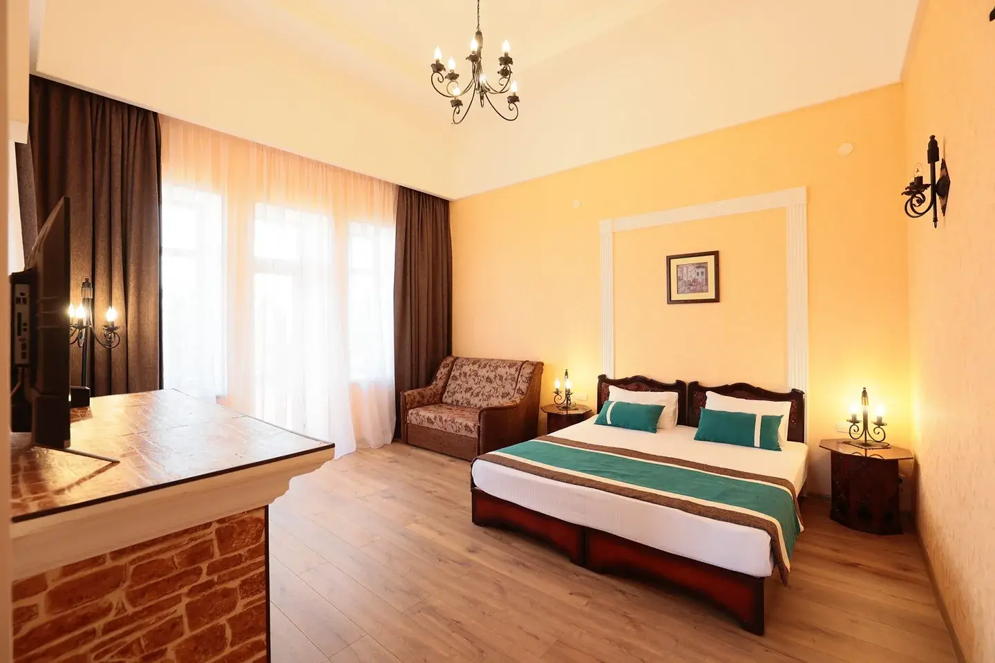 Йога трекинг тур по местам силы Крыма (13/57)