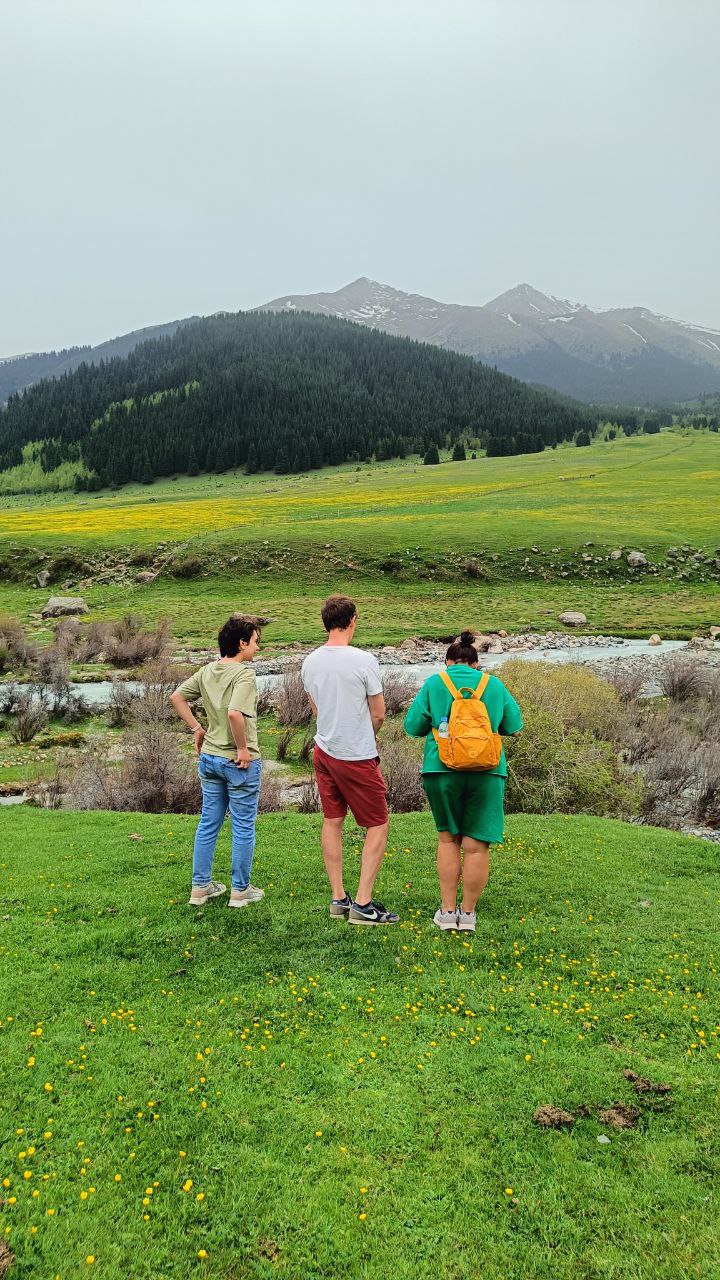 Майская сказка по красотам Кыргызстана (7/28)