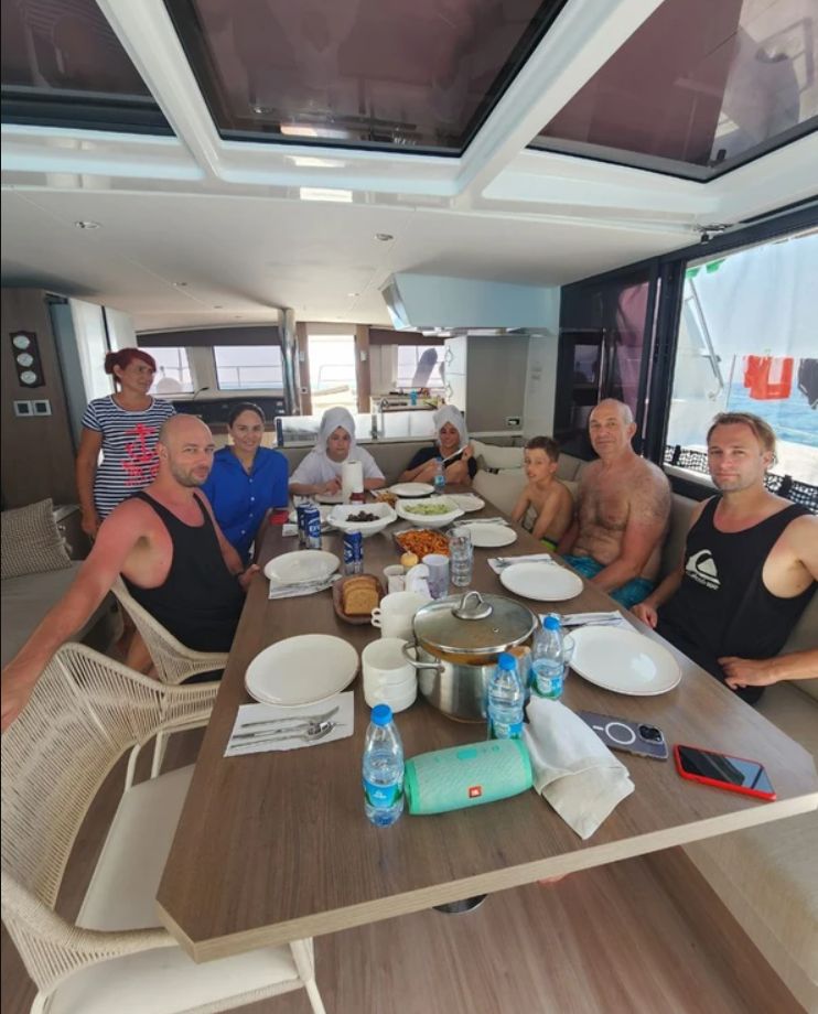 Отпуск для семьи: увлекательный тур под парусом на Сейшелах (13/37)