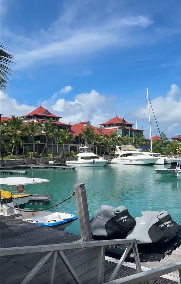 Путешествие большой семьей по Индийскому океану! (8/30)