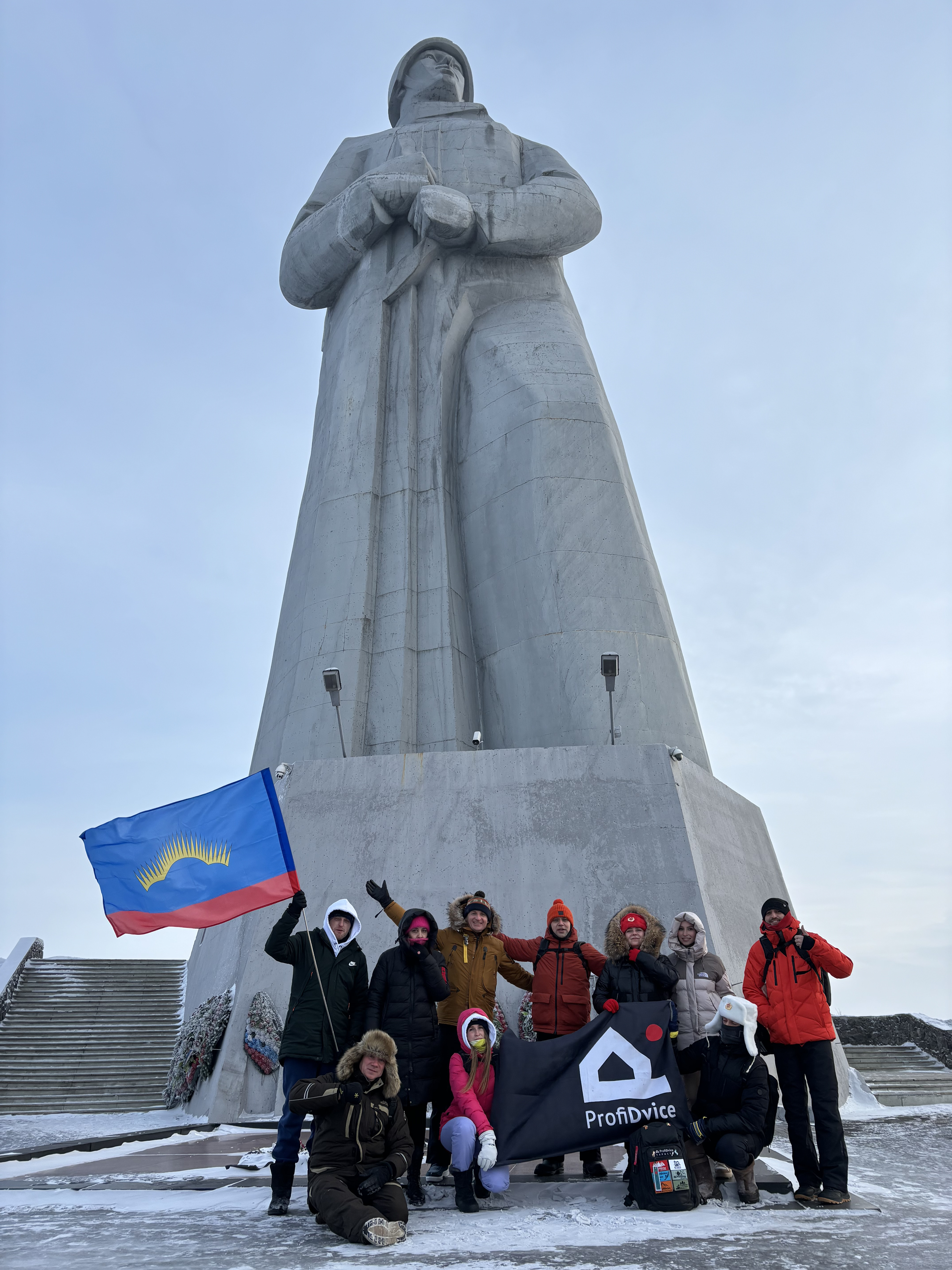 Мурманск, олени, саамы, сияние