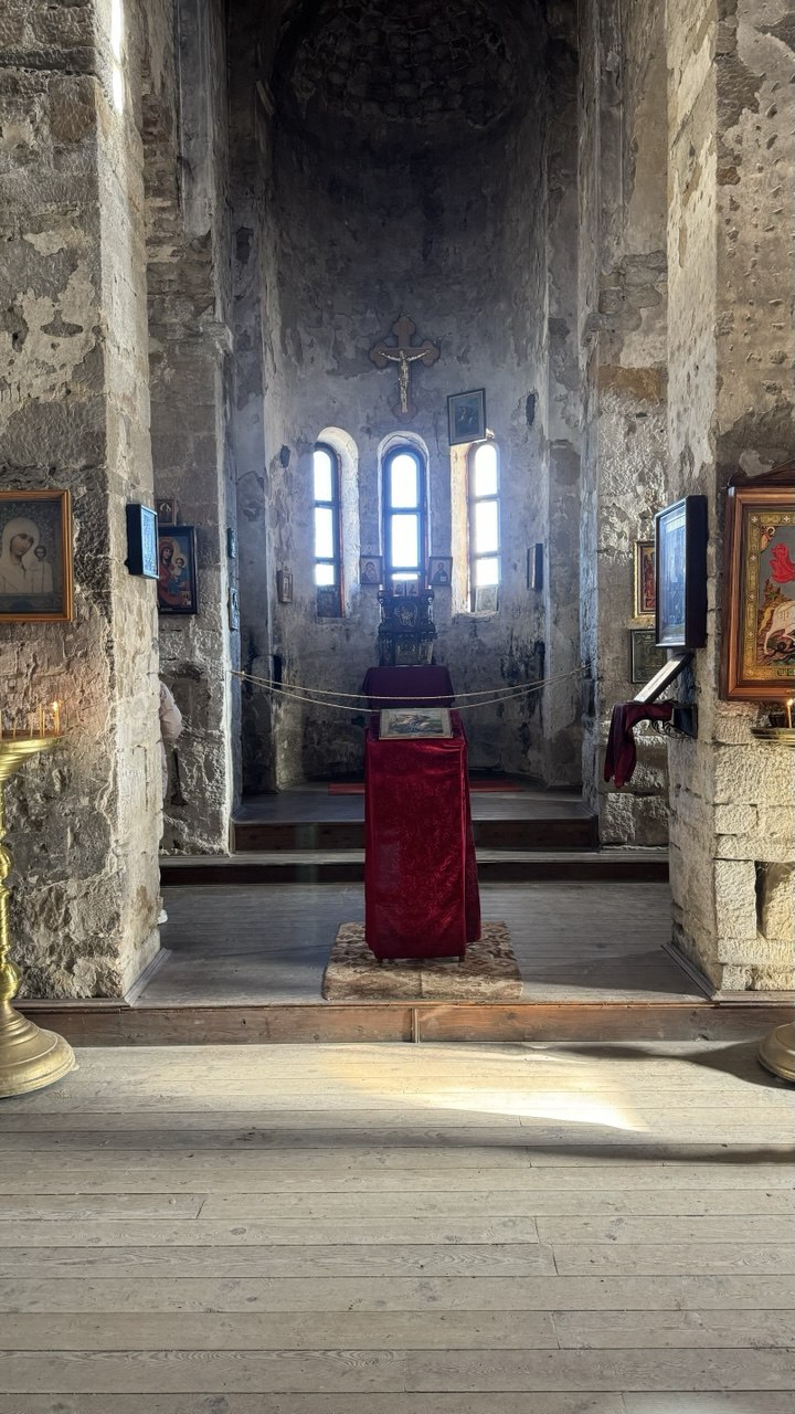 Переезд в Архыз, Шоанинский Храм