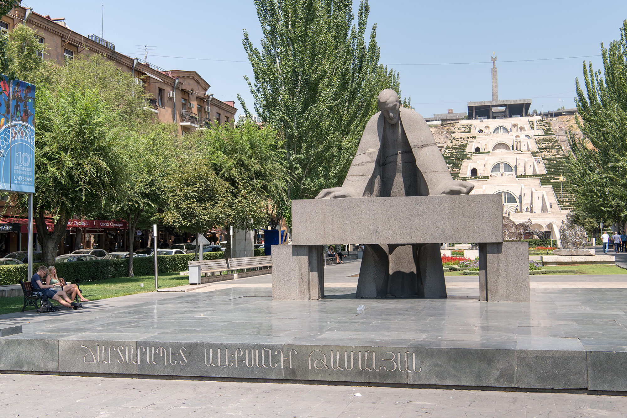 Тур по Еревану - Гарни - Симфония камней - Гегард