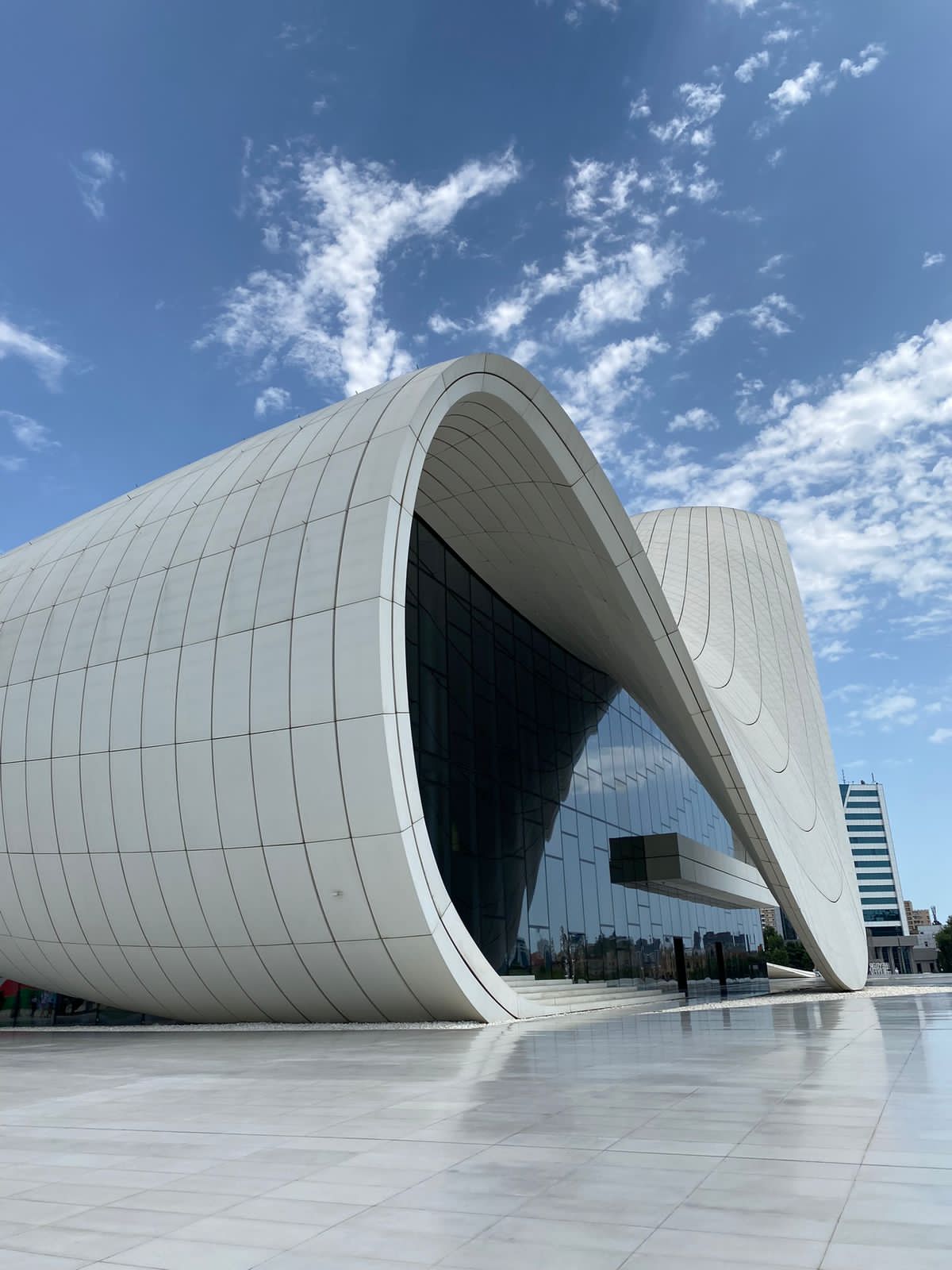 Салам, Баку! (42/81)