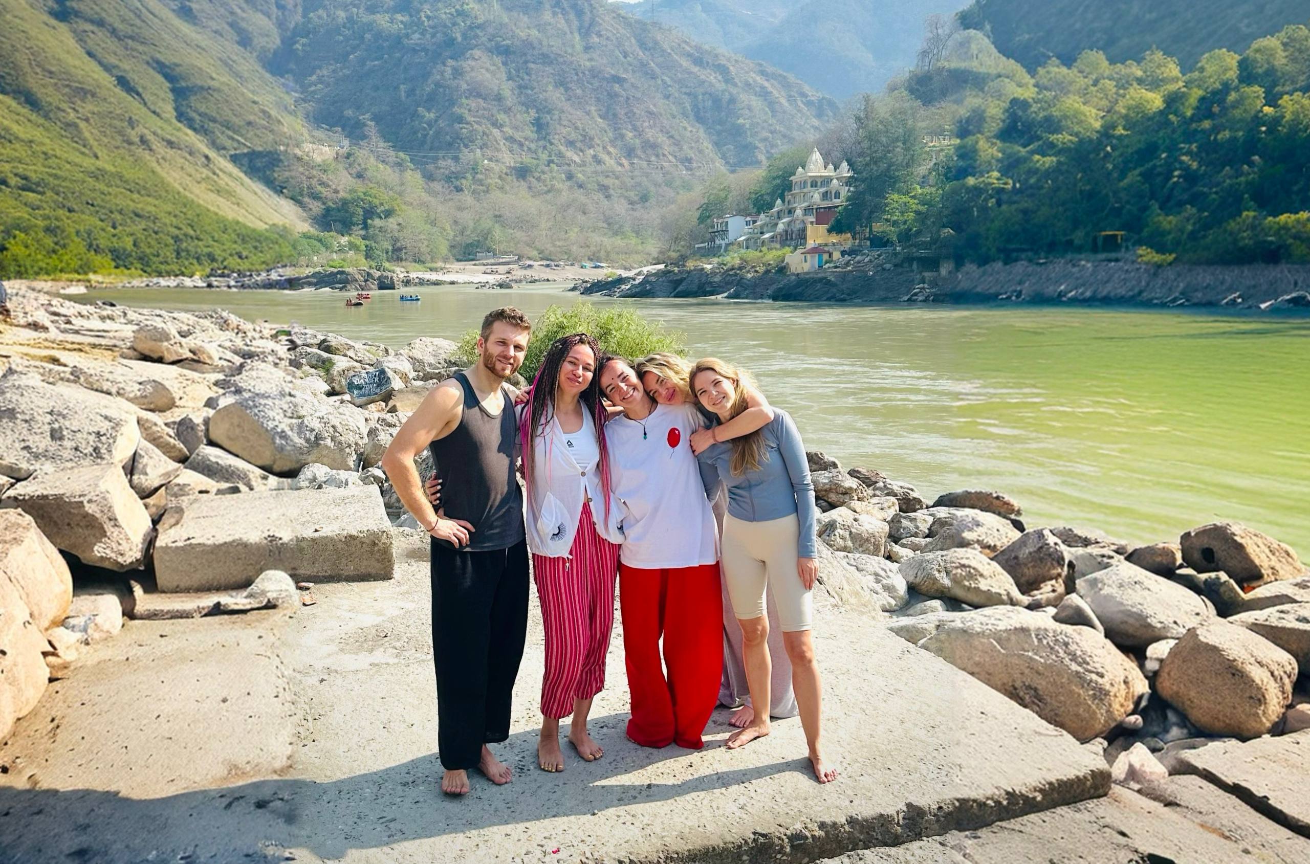 Божественный путь Шакти: через тело и тишину. (1/22)