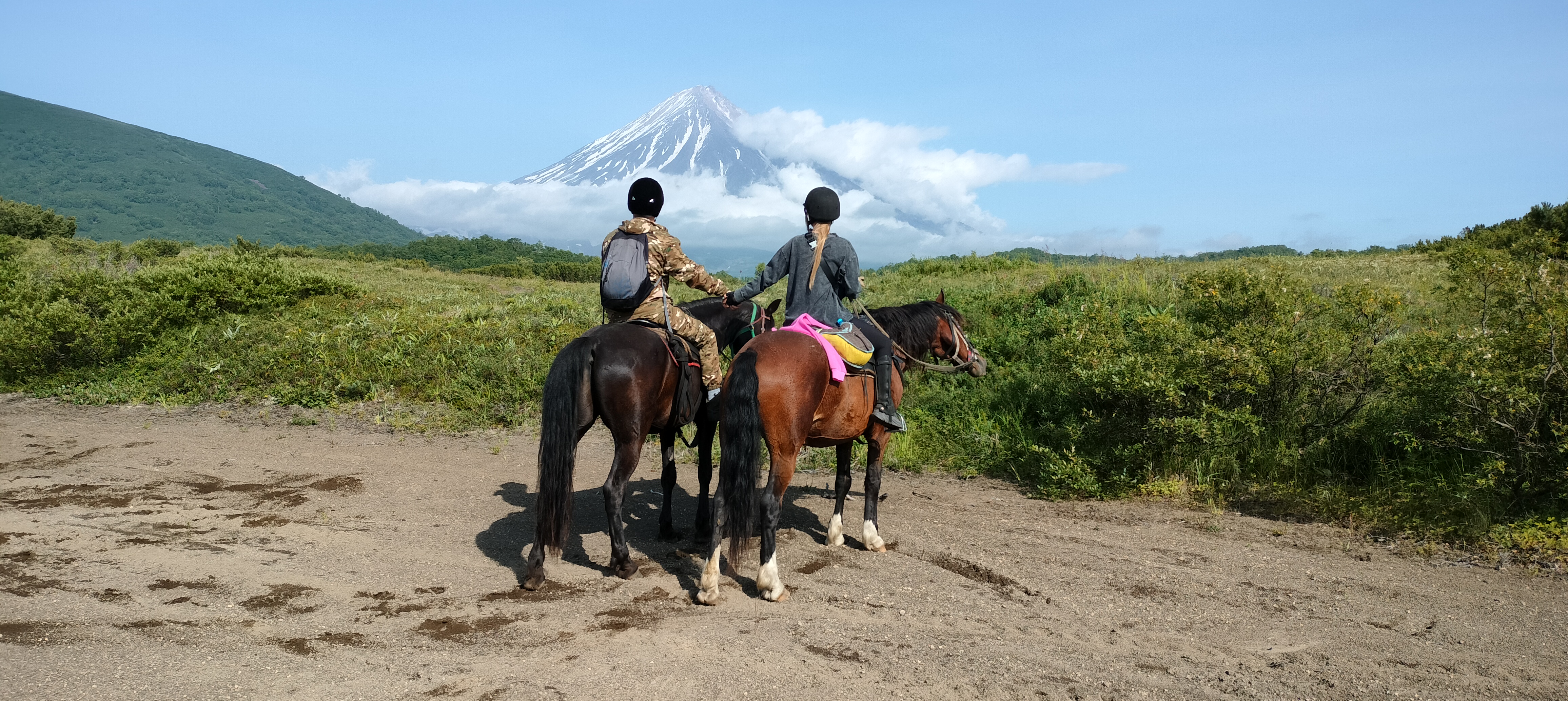 Конный тур к реке Дремучая: Следы последнего извержения Корякского вулкана