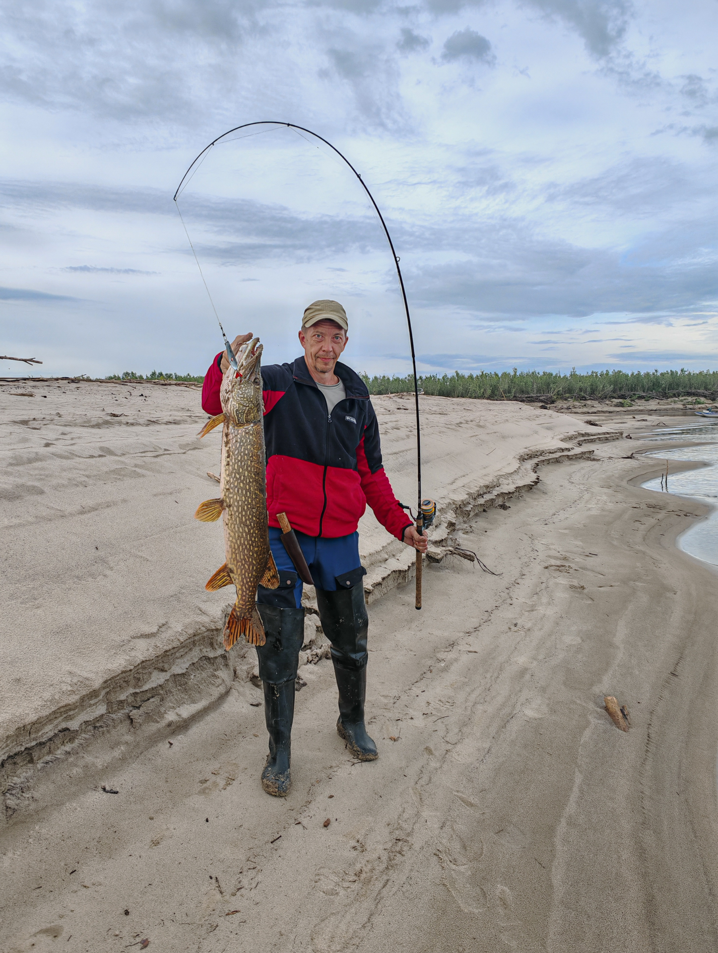 Сплав-отдых-рыбалка на реке Вилюй (16/20)