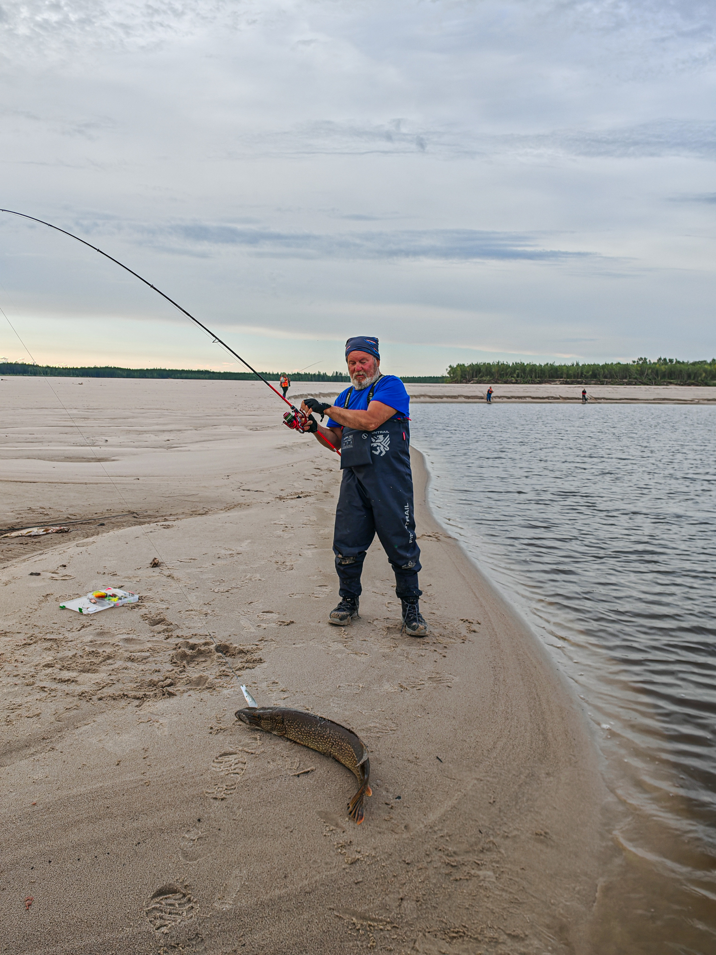 Сплав-отдых-рыбалка на реке Вилюй (17/20)