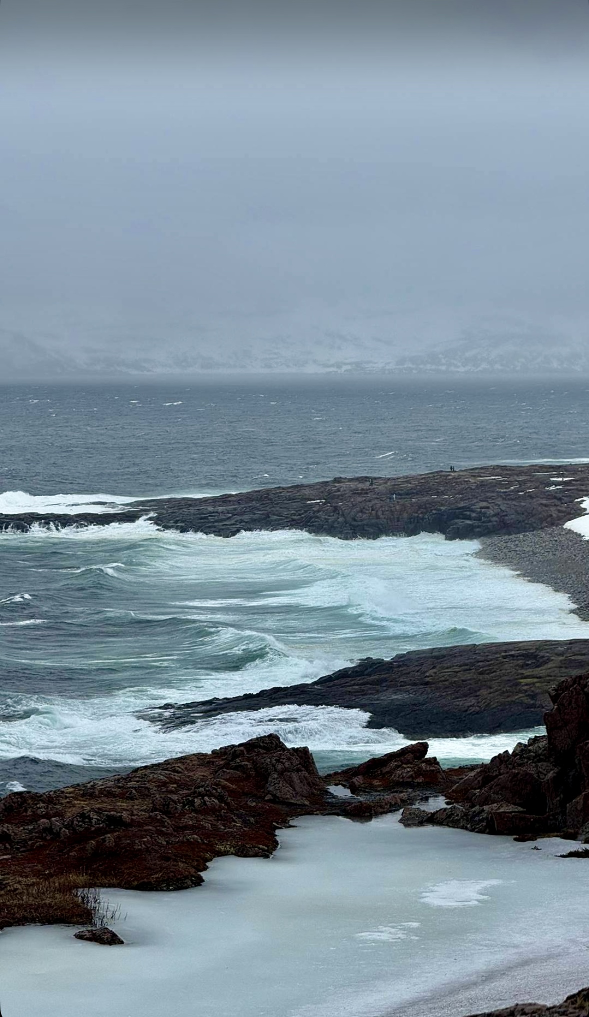 Териберка: место, где северный край встречается с теплом сердца. (9/11)