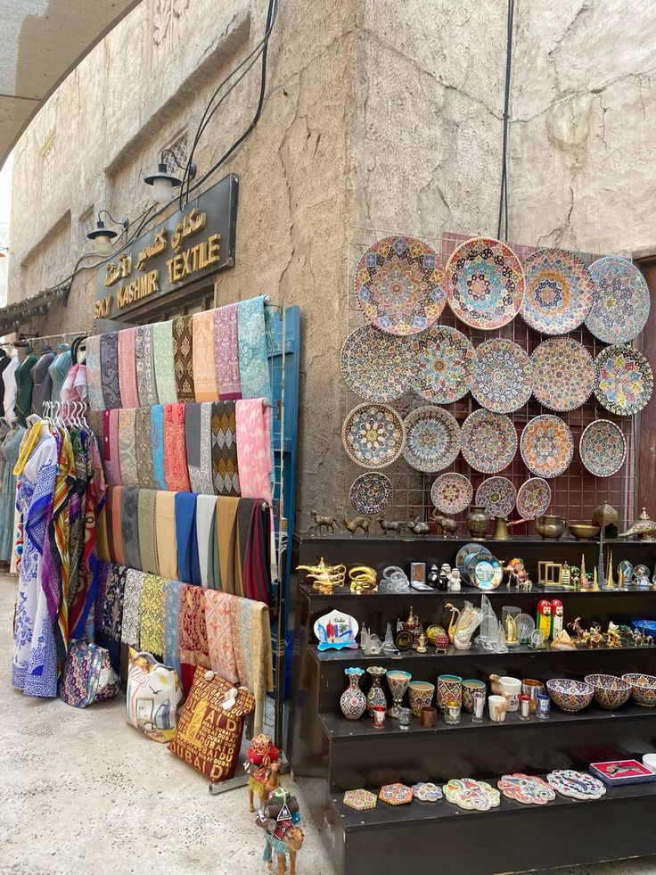 Дубай: будущее, традиции и немного магии с профессиональным гидом.