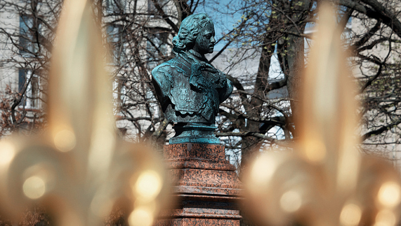Петербург. Пётр. От первого камня до небоскрёба