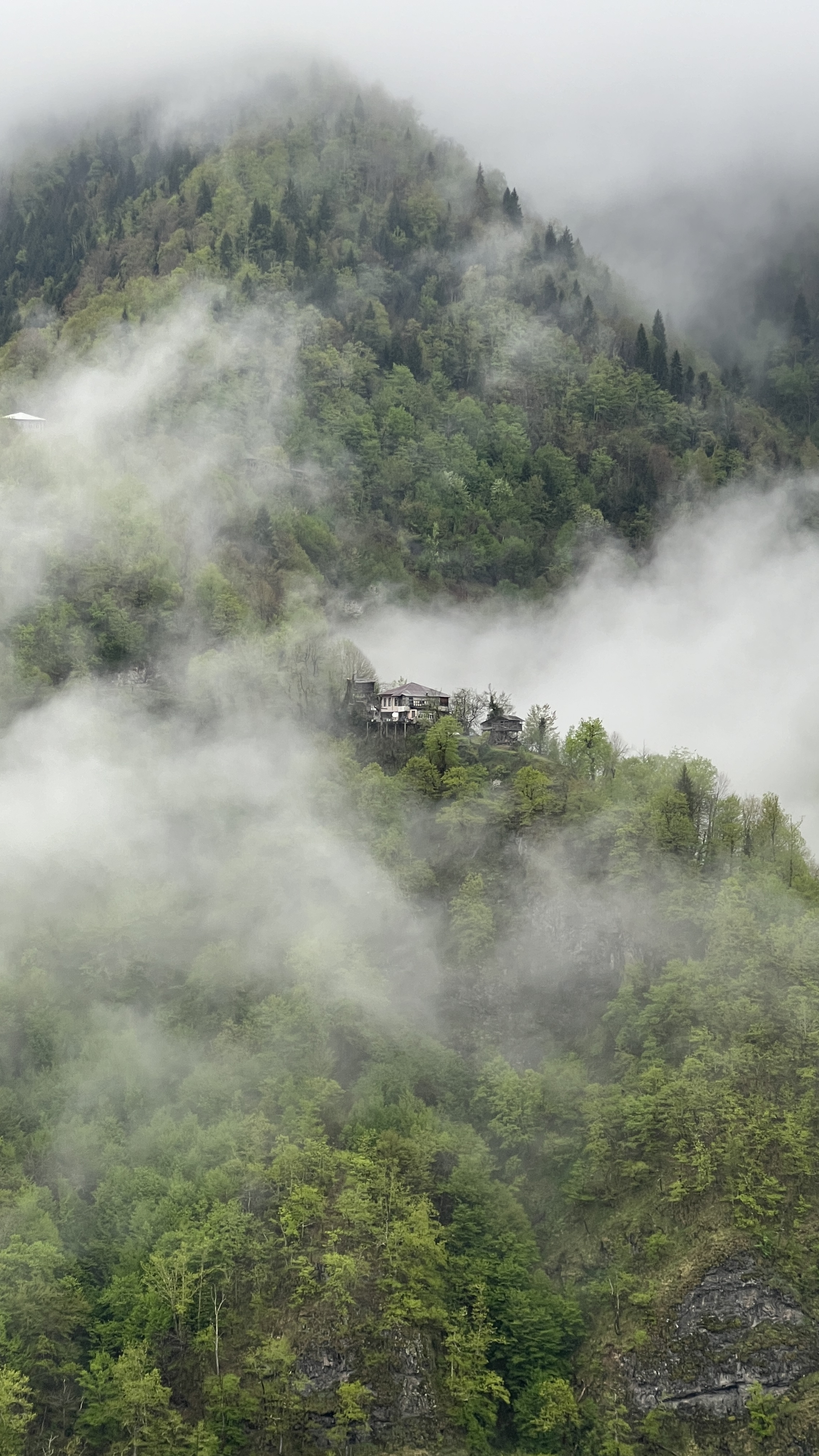 Водопады, горы, вино и танцы. Колоритная Аджария (6/22)