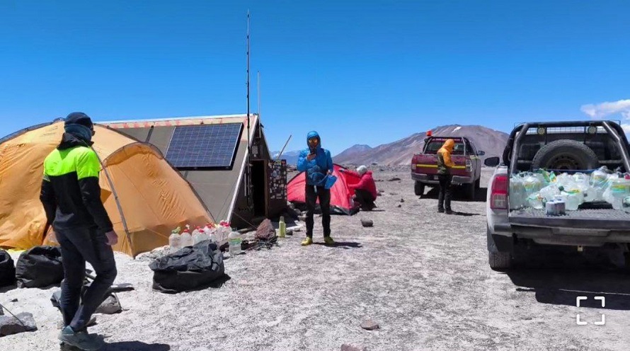 Восхождение на Охос-дель-Саладо, 16 дней