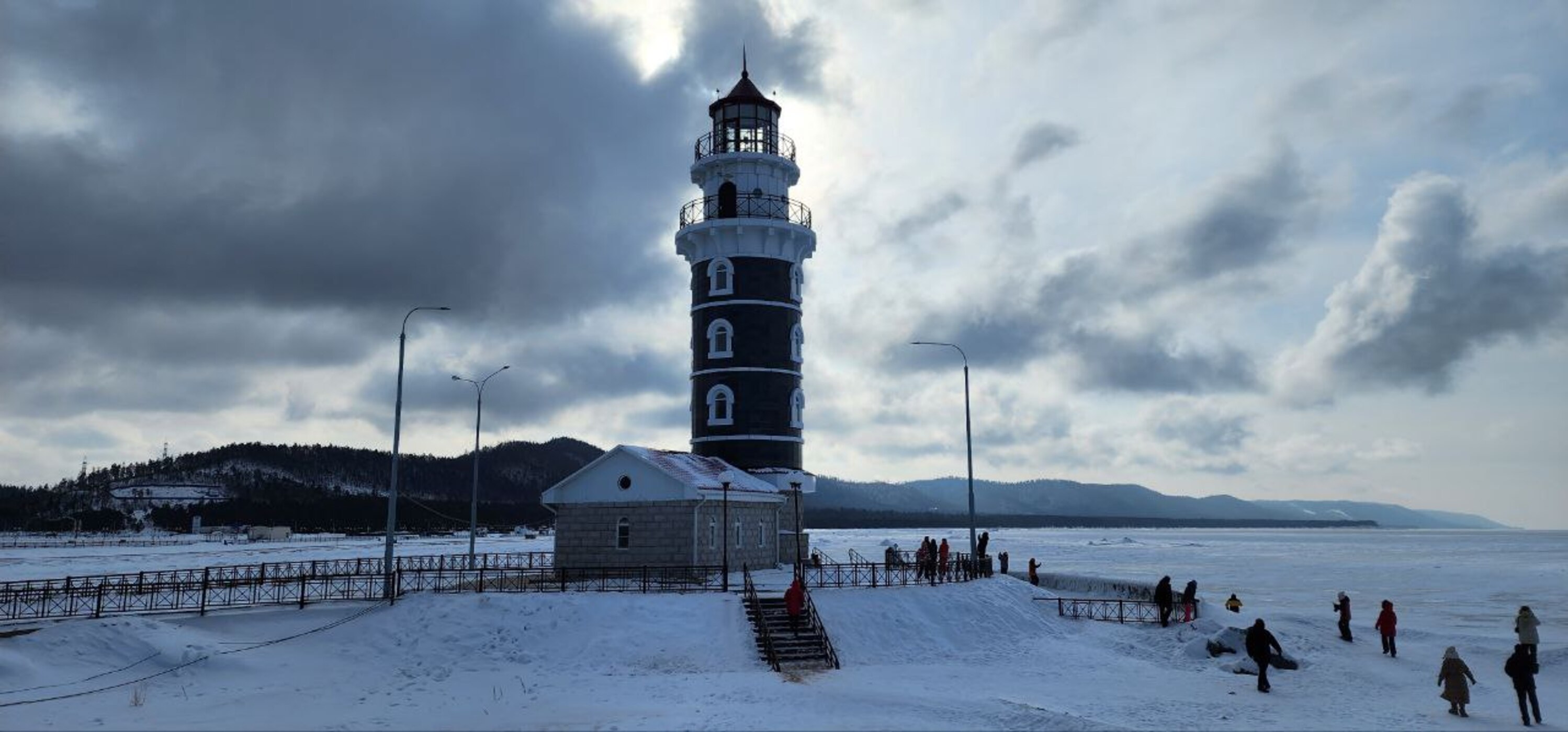 Энергия Байкала: горячие источники, природа, настоящие северные олени (4/16)