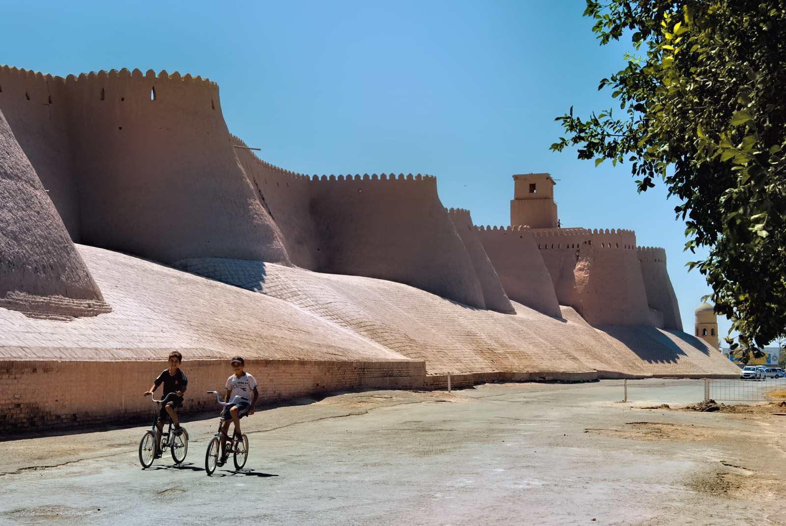 Сокровища Великого Шелкового Пути: Хива, Самарканд, Бухара и Гиждуван (отели 3) (49/96)