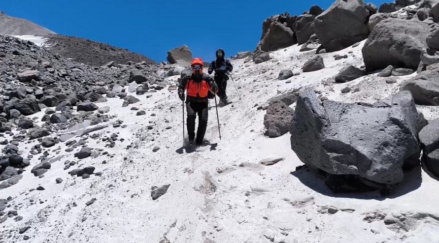 Восхождение на Охос-дель-Саладо, 16 дней (11/14)