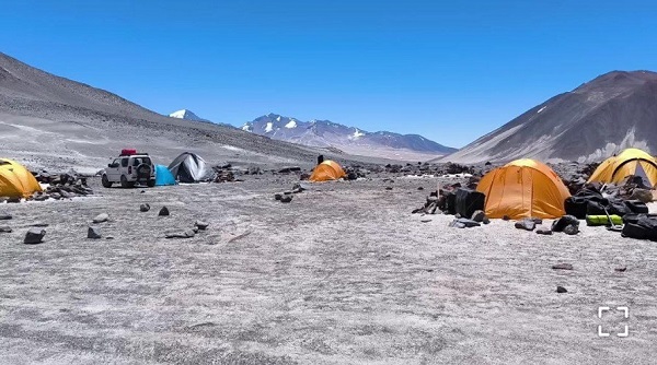 Восхождение на Охос-дель-Саладо, 16 дней (12/14)