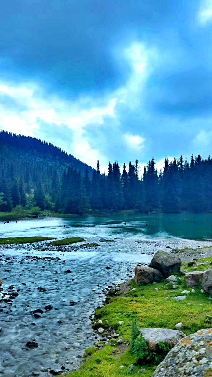 Киргизия: фантастика марсианских пейзажей (5/21)