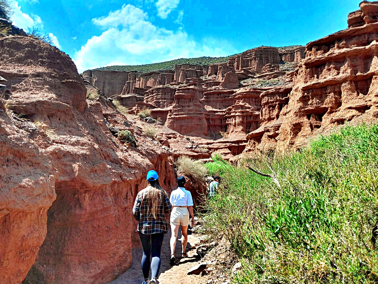 Киргизия: фантастика марсианских пейзажей (21/21)