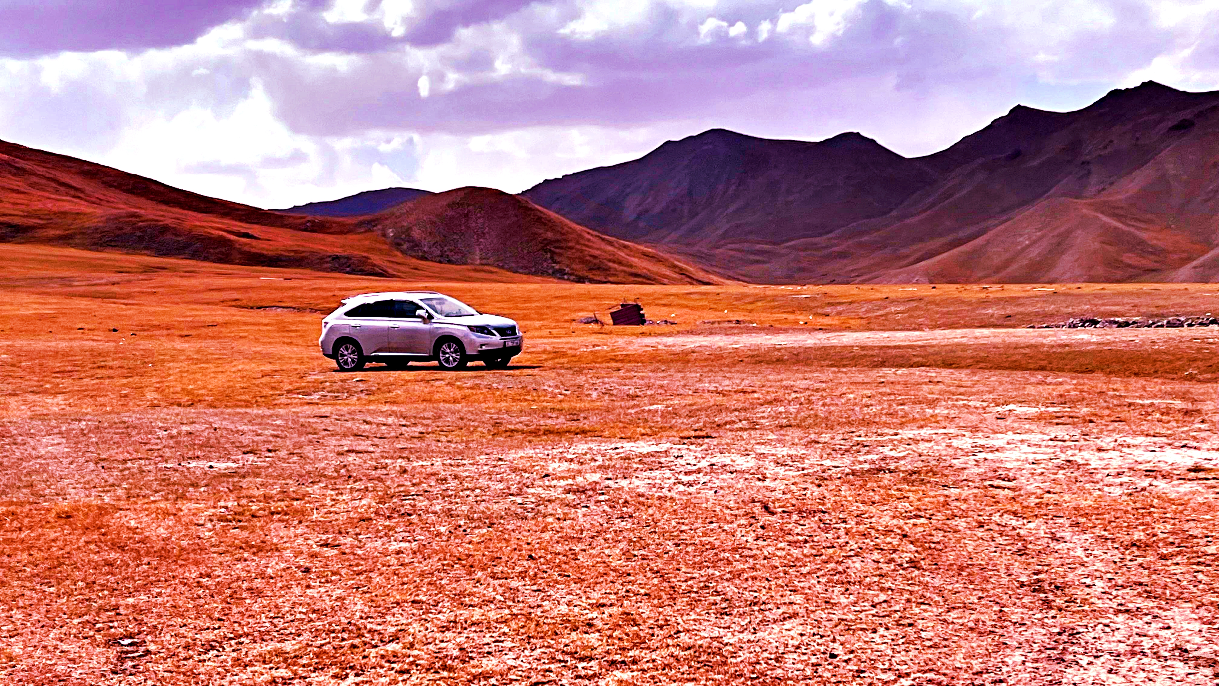 Киргизия: фантастика марсианских пейзажей (8/21)