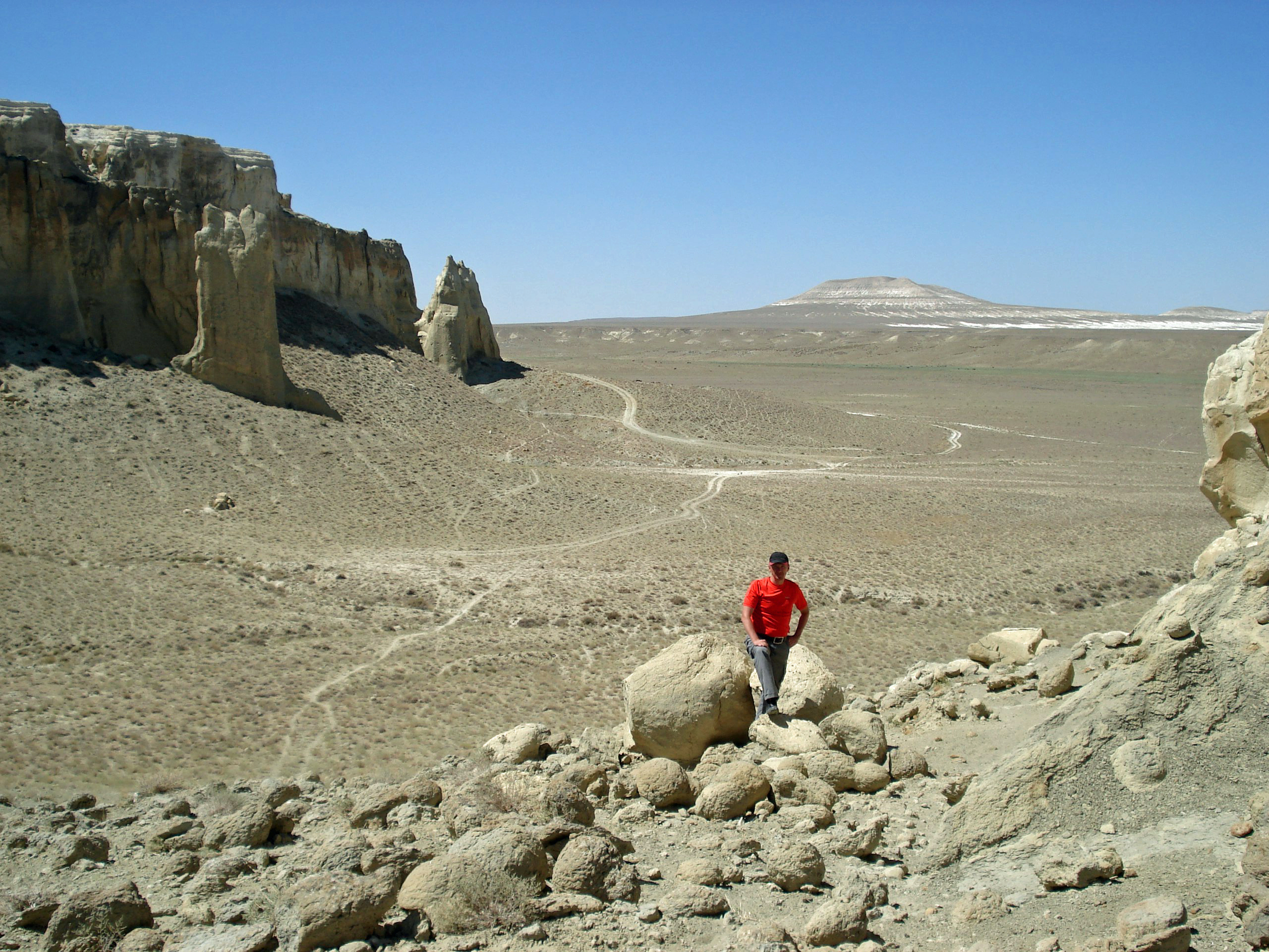 Затерянный мир Мангистау: джип-тур в Казахстане с отдыхом на море (3/9)