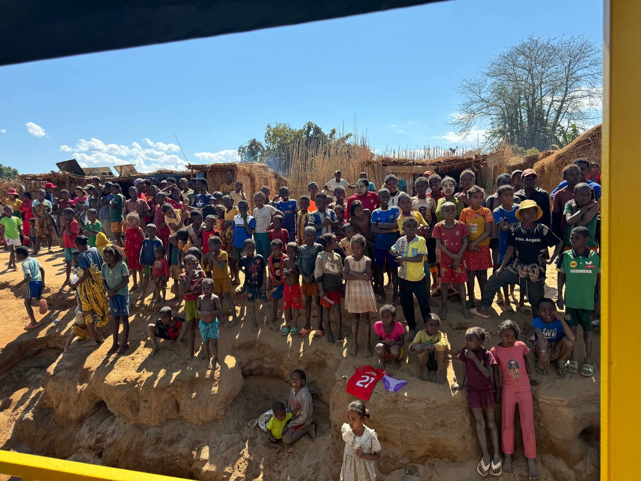 Дикий трип - Сплав По Реке & Цинги & Баобабы Мадагаскара (17/62)