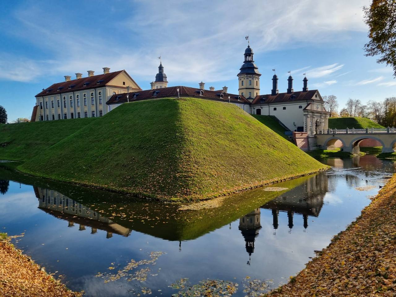 Замковое наследие Беларуси. Мир и Несвиж