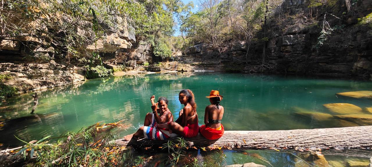 Дикий трип - Сплав По Реке & Цинги & Баобабы Мадагаскара (29/62)