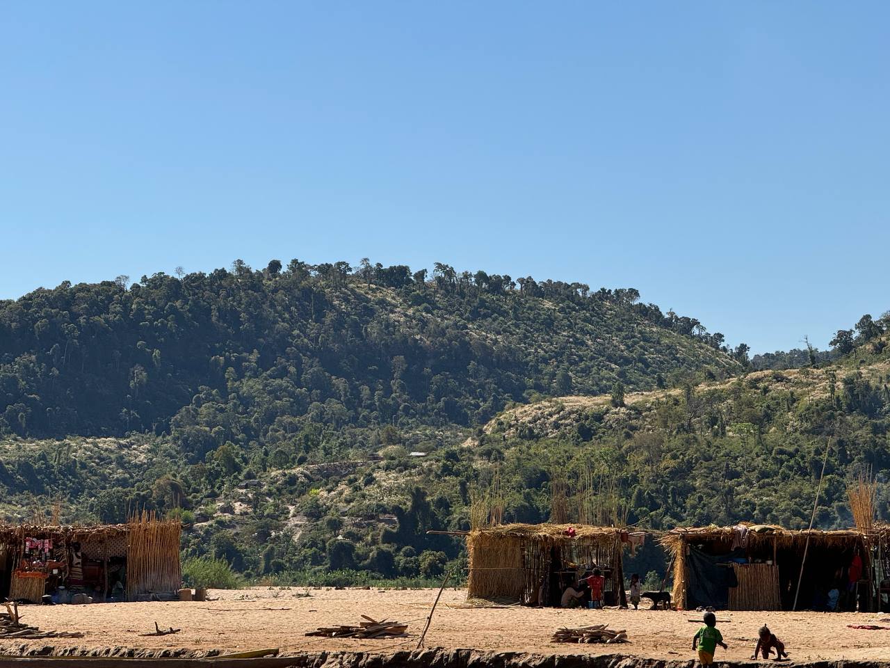 Дикий трип - Сплав По Реке & Цинги & Баобабы Мадагаскара (11/62)