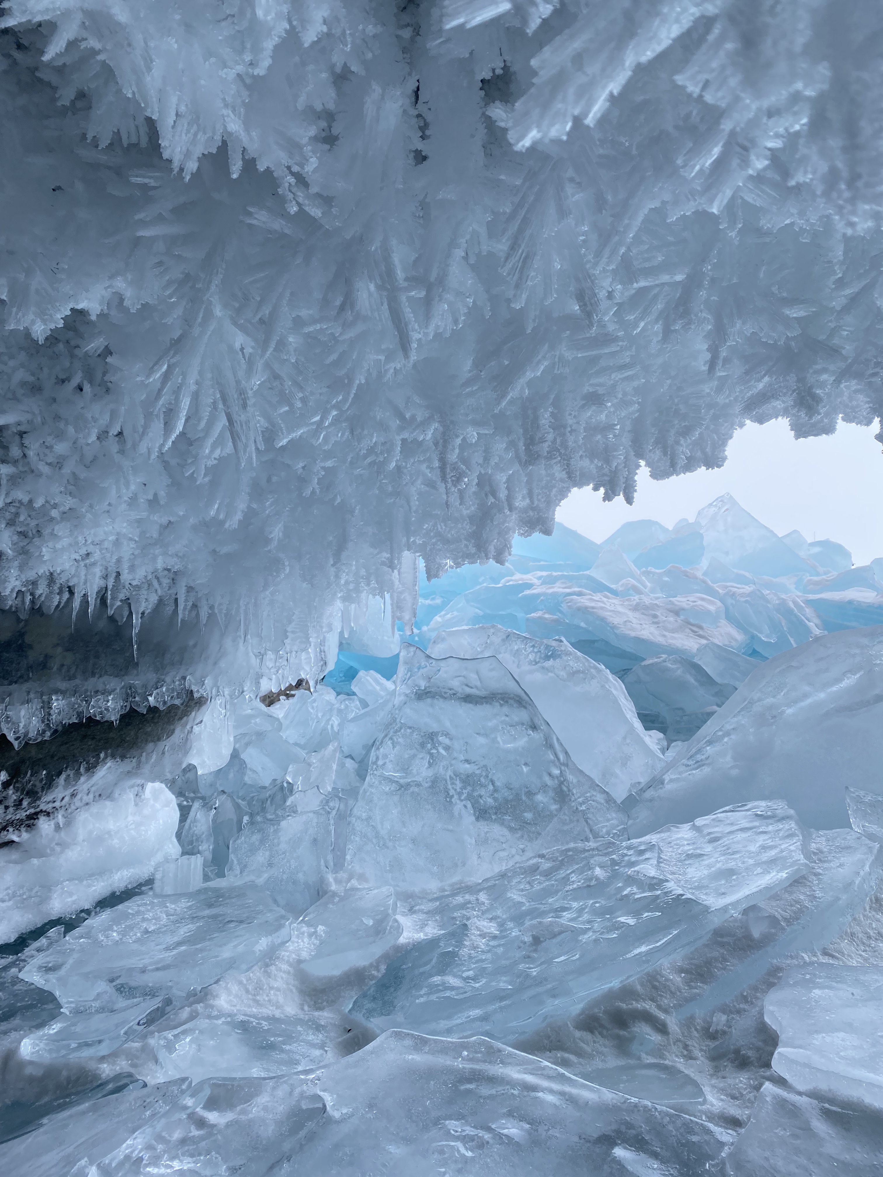 Путешествия по мысам и обед на льду
