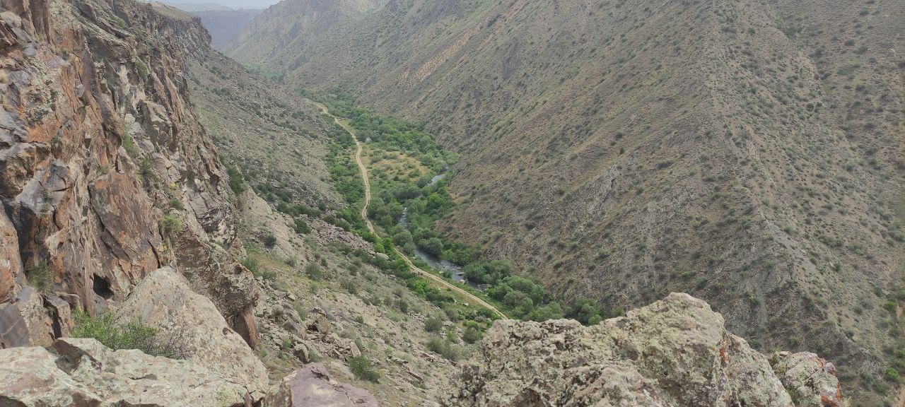 Хайкинг в ущелье реки Азат & Симфония камней (8/8)