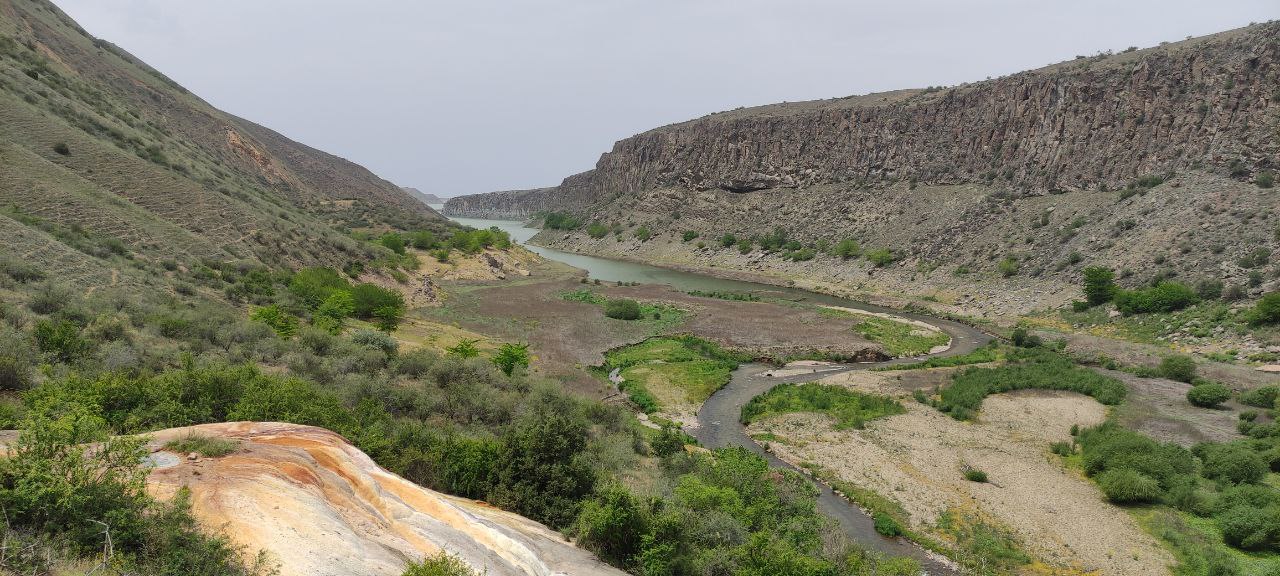 Хайкинг в ущелье реки Азат & Симфония камней (6/8)