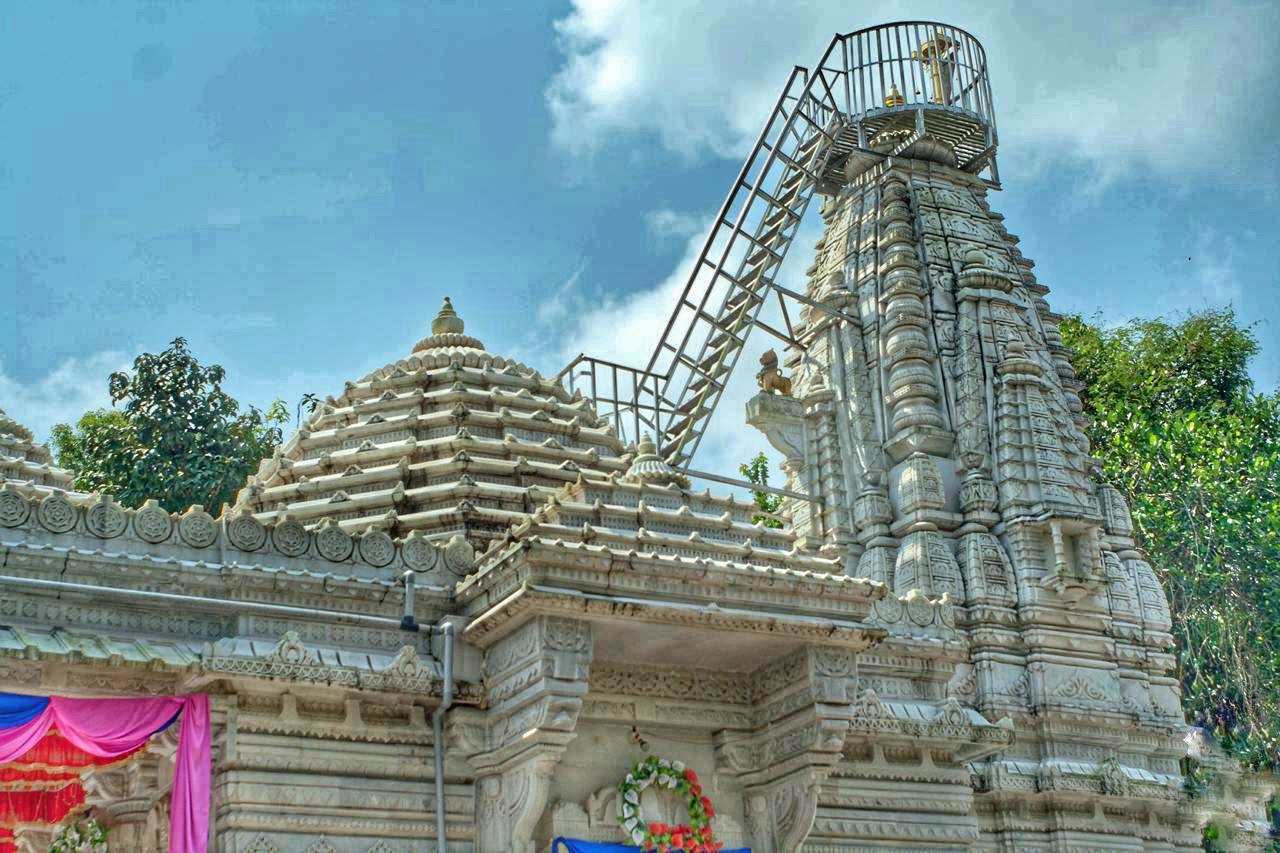 Один Гоа, пять религий