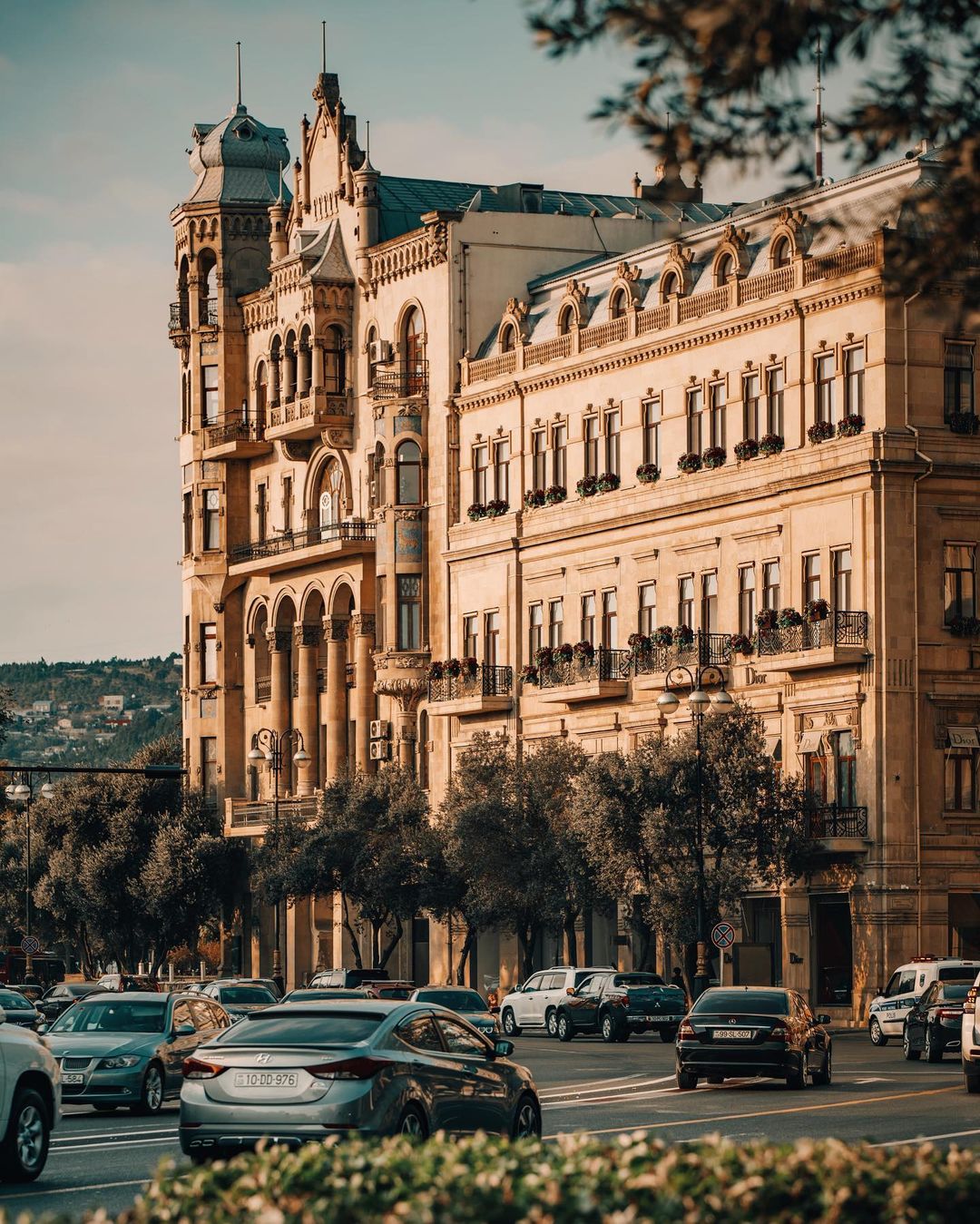 Тур по Баку