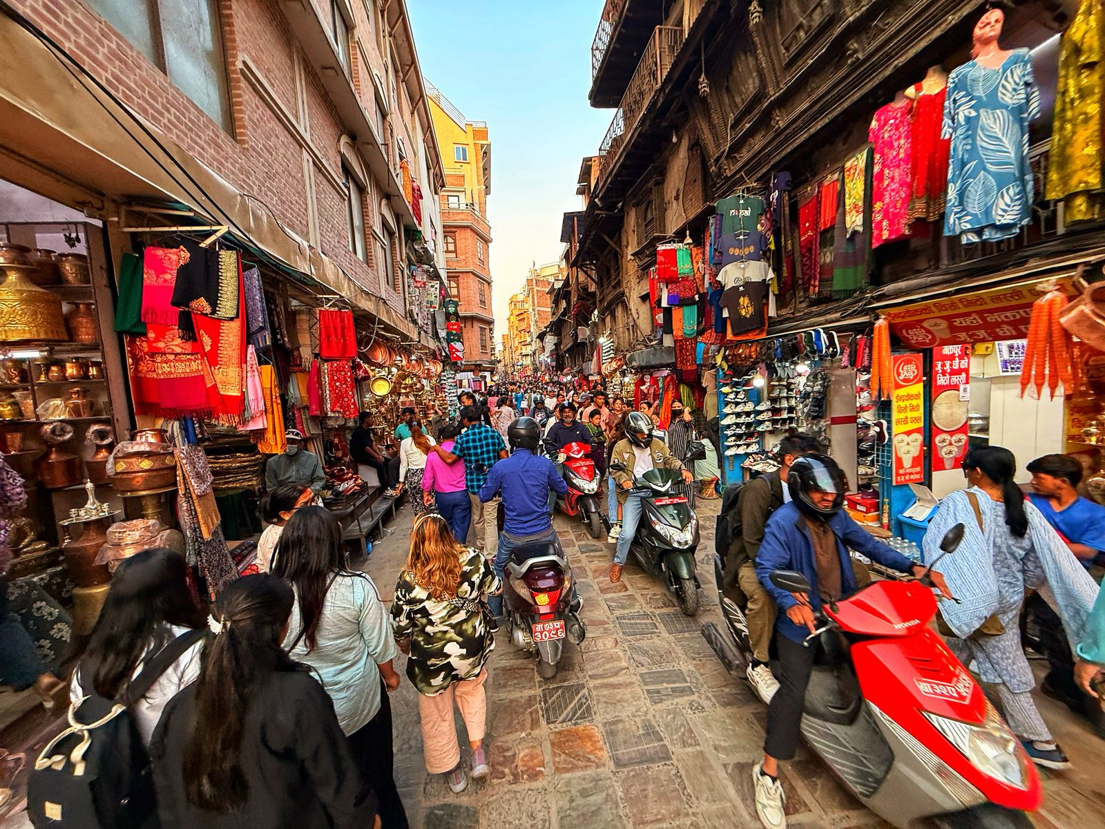 Восхождение на Мера-пик (6470 м) за 17 дней (10/25)